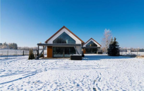 Beautiful Home In Ryn With House A Panoramic View, Ryn